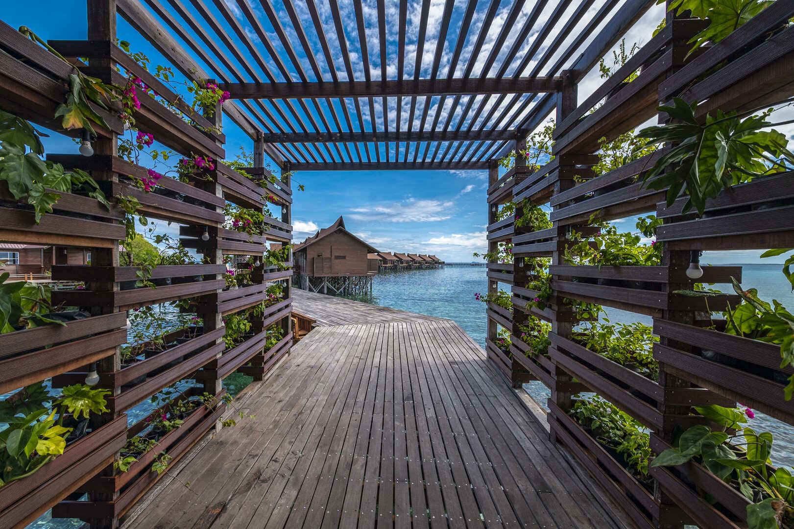 Pearl Island Resort 水屋与海湾